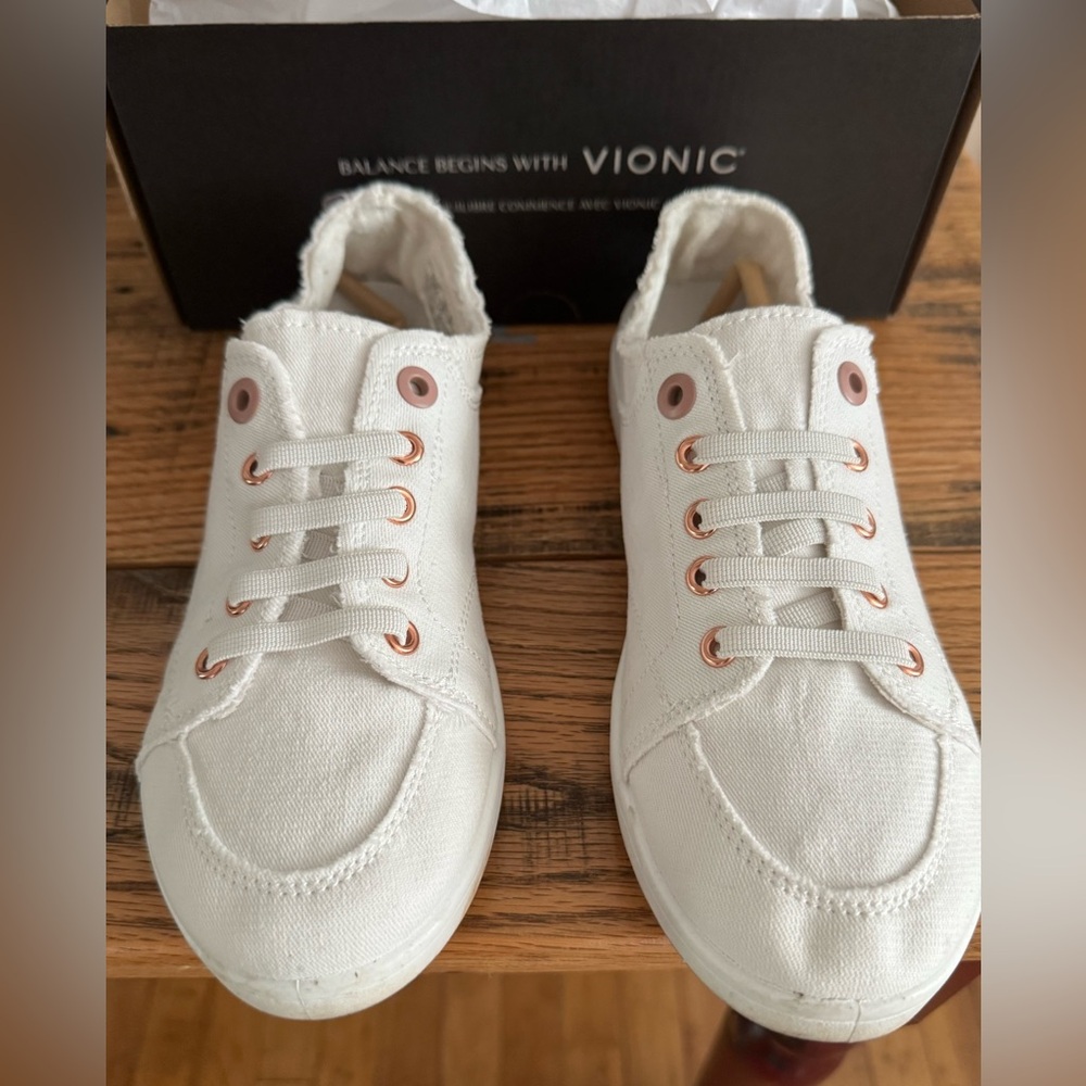 Vionic Cream Canvas Sneakers